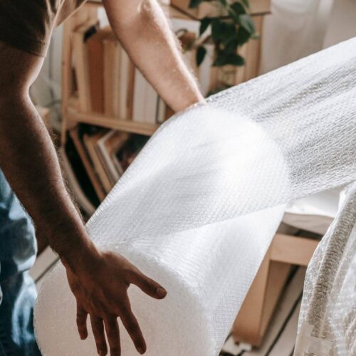 man using bubble wrap